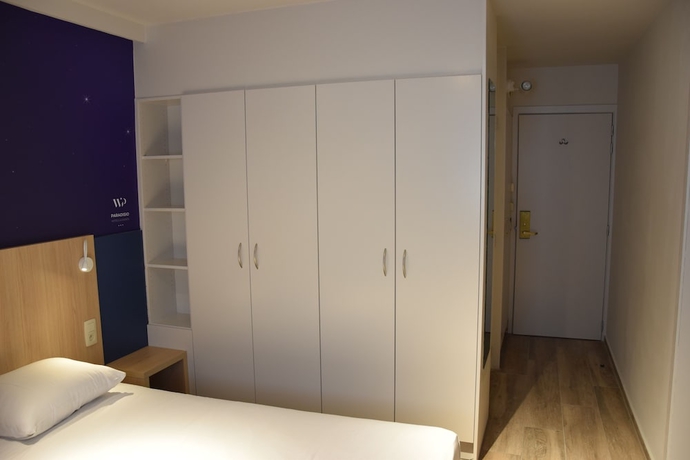 Imagen de la habitación del Hotel Paradisio. Foto 7