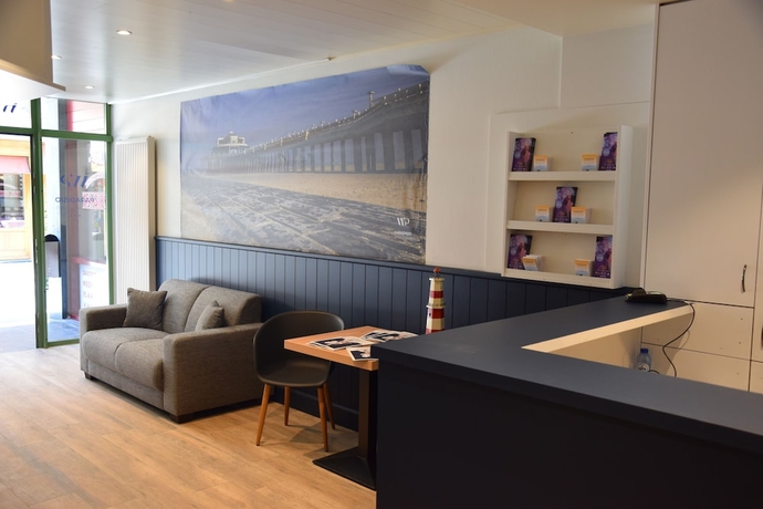 Imagen de los interiores del Hotel Paradisio. Foto 15