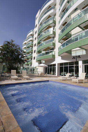 Imagen de la piscina del Hotel Paradiso All Suites Promenade. Foto 16