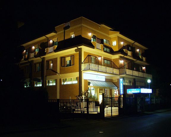 Imagen general del Hotel Paradiso, Bastardo. Foto 1