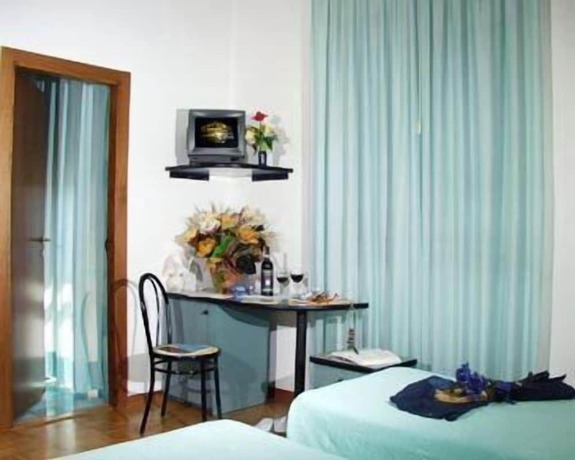 Imagen de la habitación del Hotel Paradiso, Bastardo. Foto 11
