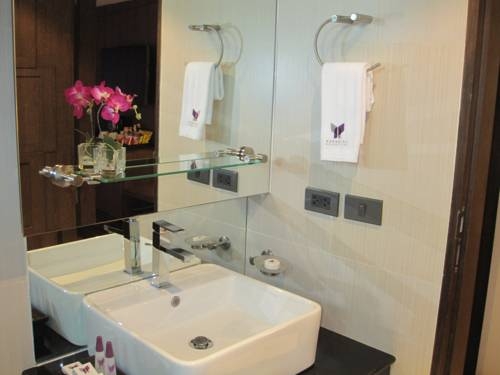 Imagen de la habitación del Hotel Paradiso Boutique Suites. Foto 25