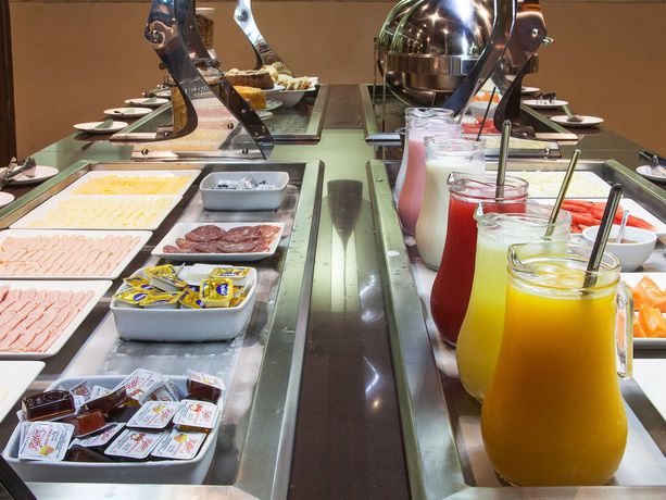 Imagen del bar/restaurante del Hotel Paradiso Corporate - Cabo Frio. Foto 2