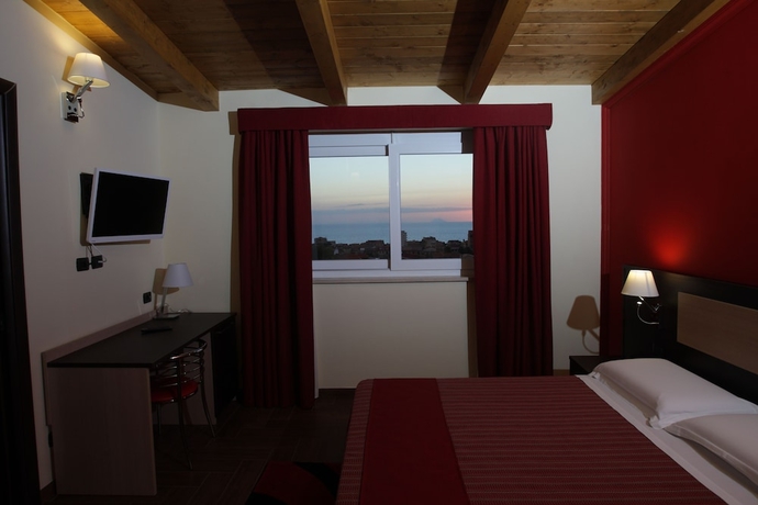 Imagen de la habitación del Hotel Paradiso, Falerna Scalo. Foto 16