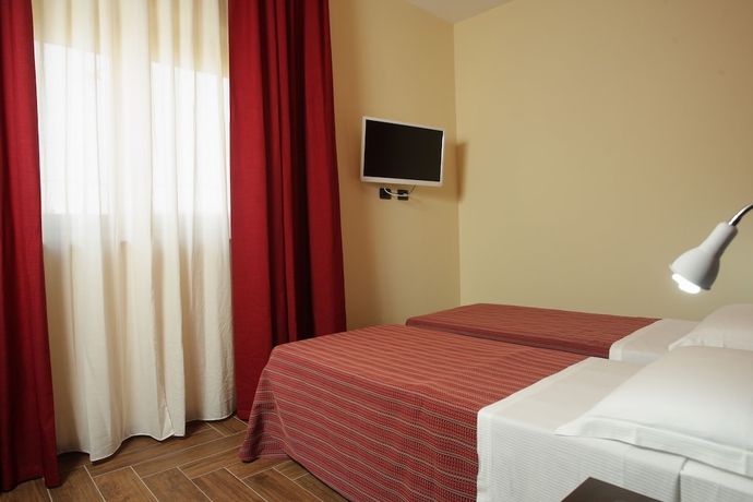 Imagen de la habitación del Hotel Paradiso, Falerna Scalo. Foto 17