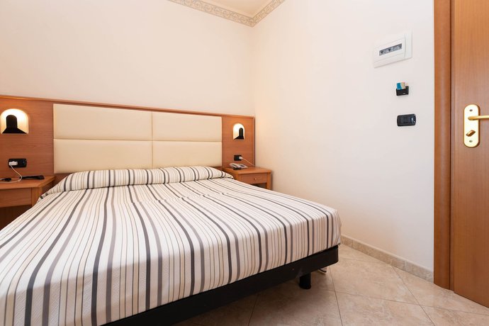 Imagen de la habitación del Hotel Paradiso Grottammare. Foto 14