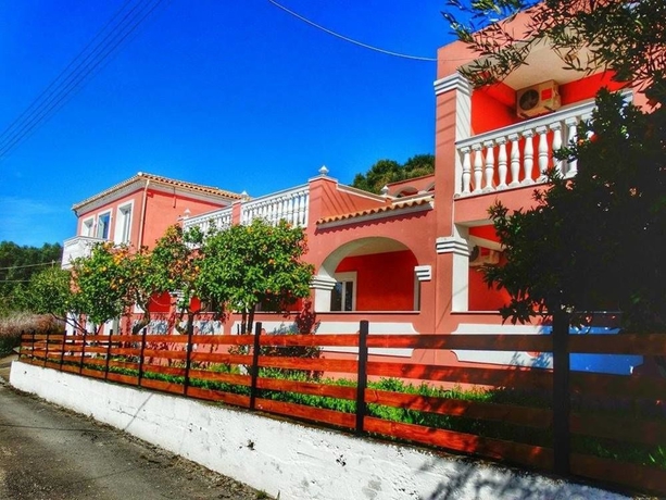 Imagen de los exteriores del Hotel Paradiso, Kato Agios Markos. Foto 7