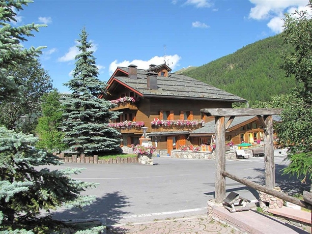 Imagen de los exteriores del Hotel Paradiso, Livigno. Foto 4