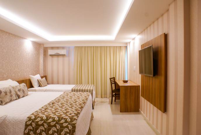 Imagen de la habitación del Hotel Paradiso Maca&eacute;. Foto 2
