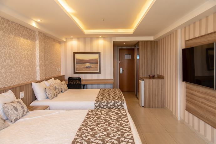Imagen de la habitación del Hotel Paradiso Maca&eacute;. Foto 7