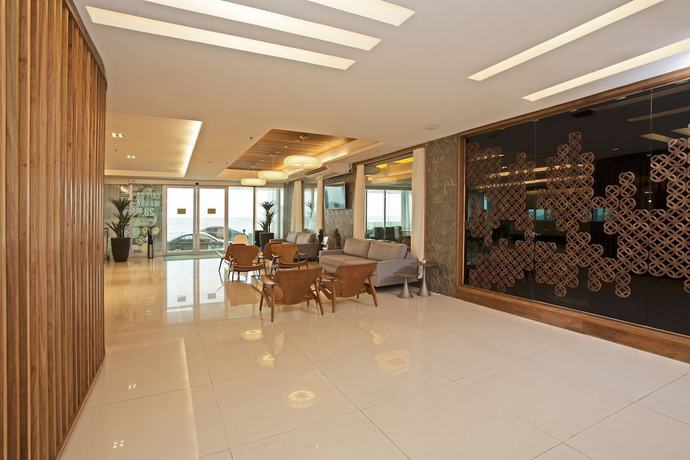 Imagen de los interiores del Hotel Paradiso Maca&eacute;. Foto 17