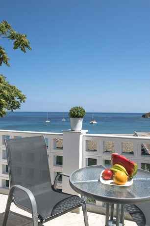 Imagen general del Hotel Paradiso Resort, Aegina. Foto 7