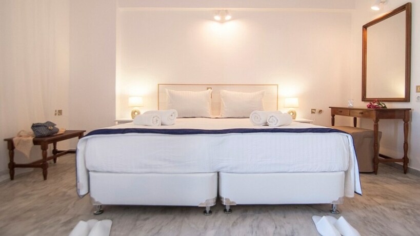 Imagen de la habitación del Hotel Paradiso Resort, Aegina. Foto 20