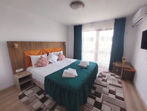 Imagen de la habitación del Hotel Paradiso Resort, Murighiol. Foto 7