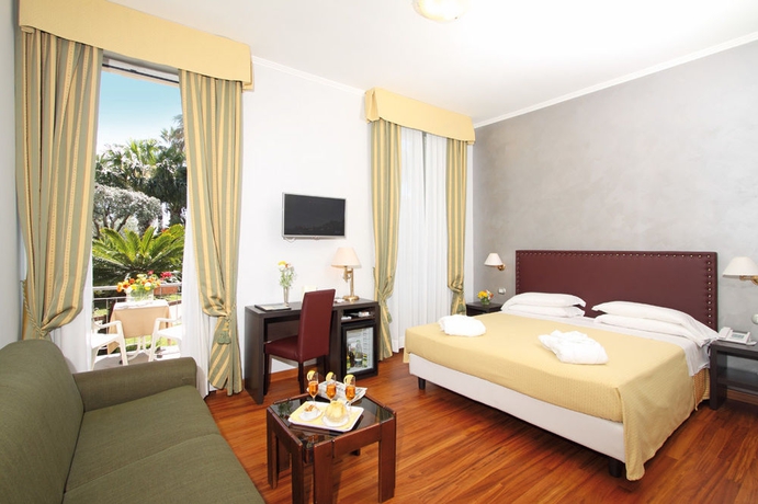 Imagen de la habitación del Hotel Paradiso, San Remo. Foto 5