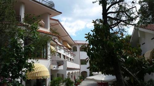 Imagen general del Hotel Paradiso, Santa Maria di Castellabate. Foto 5