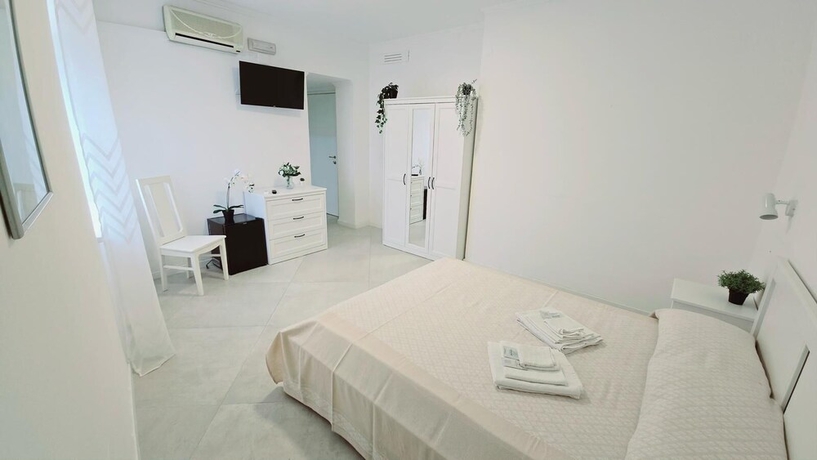 Imagen de la habitación del Hotel Paradiso, Scalea. Foto 5