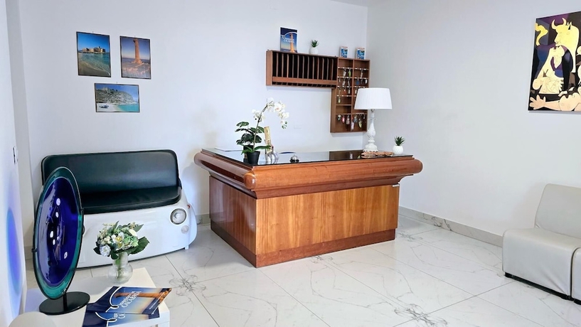 Imagen de los interiores del Hotel Paradiso, Scalea. Foto 16