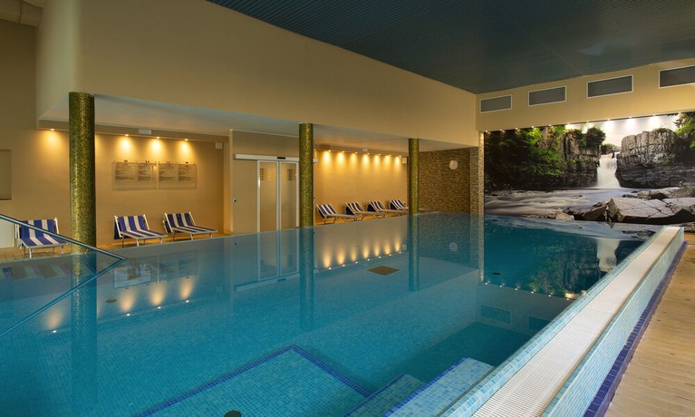 Imagen de la piscina del Hotel Paradiso Terme. Foto 18