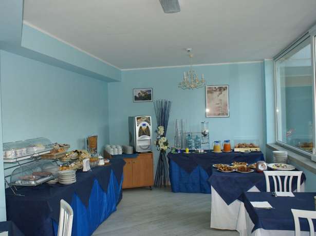 Imagen del bar/restaurante del Hotel Paradiso Verde. Foto 7