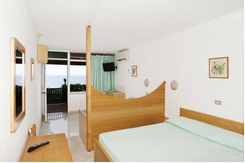 Imagen de la habitación del Hotel Paradiso, Viticcio. Foto 14