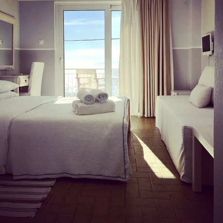 Imagen de la habitación del Hotel Paradisos. Foto 12