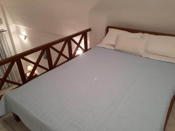 Imagen de la habitación del Hotel Paradisos Oia. Foto 15