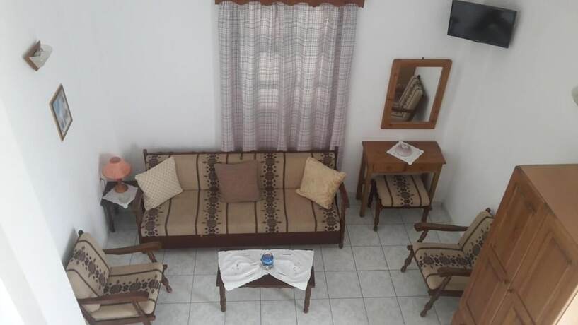 Imagen de la habitación del Hotel Paradisos Oia. Foto 17
