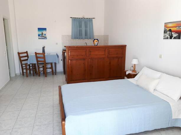 Imagen de la habitación del Hotel Paradisos Oia. Foto 18
