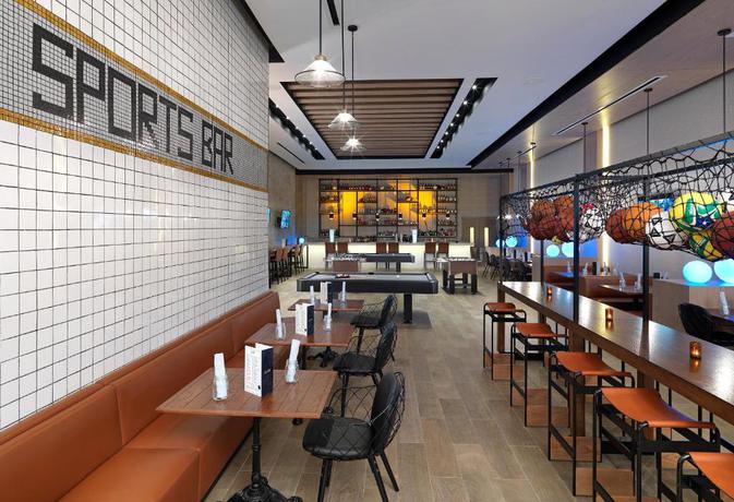 Imagen del bar/restaurante del Hotel Paradisus Grand Cana All Suites. Foto 6