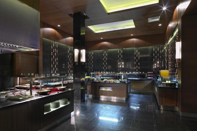 Imagen del bar/restaurante del Hotel Paradisus Playa Del Carmen – Riviera Maya - All Inclusive. Foto 4