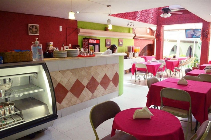 Imagen del bar/restaurante del Hotel Parador, Cancún Centro. Foto 5