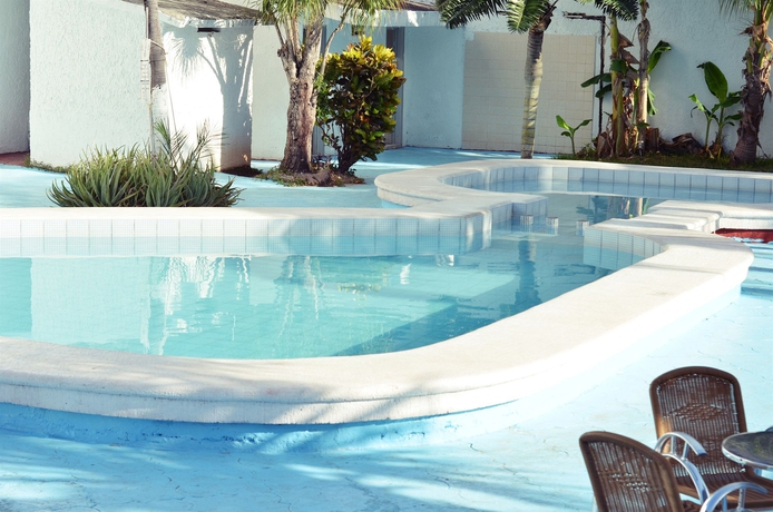 Imagen de la piscina del Hotel Parador, Cancún Centro. Foto 15