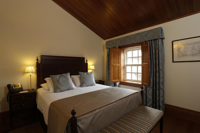 Imagen de la habitación del Hotel Parador Casa Da Ínsua. Foto 10