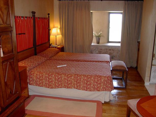 Imagen general del Hotel Parador De Alarcón. Foto 8