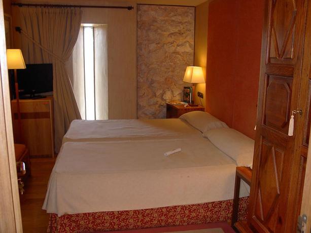 Imagen general del Hotel Parador De Alarcón. Foto 9