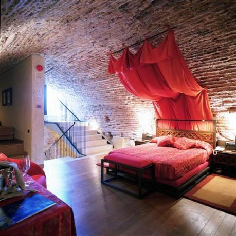 Imagen general del Hotel Parador De Alarcón. Foto 11