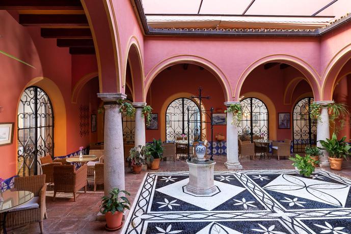 Imagen general del Hotel Parador De Arcos De La Frontera. Foto 11