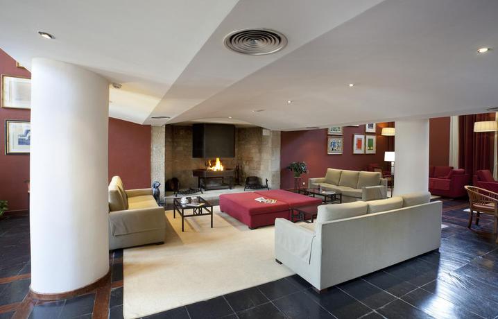 Imagen de los interiores del Hotel Parador De Arties. Foto 11