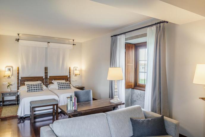 Imagen de la habitación del Hotel Parador De Baiona. Foto 3