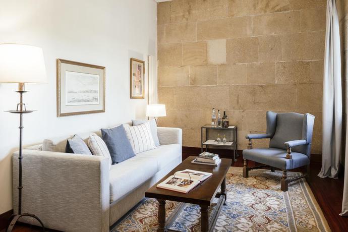 Imagen de los interiores del Hotel Parador De Baiona. Foto 10