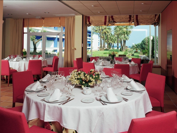 Imagen del bar/restaurante del Hotel Parador De Benicarló. Foto 4