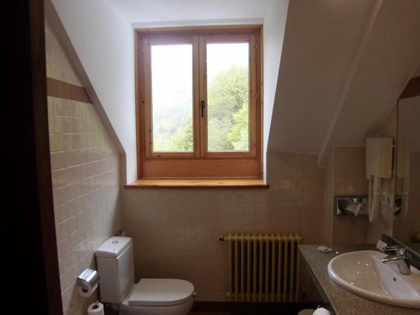 Imagen de los interiores del Hotel Parador De Bielsa Huesca. Foto 8