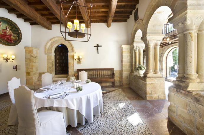 Imagen del bar/restaurante del Hotel Parador De Cangas De Onis. Foto 3