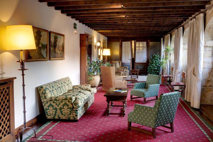 Imagen de los interiores del Hotel Parador De Cangas De Onis. Foto 16