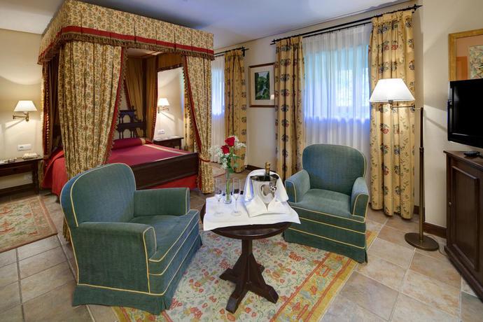 Imagen de la habitación del Hotel Parador De Cangas De Onis. Foto 5