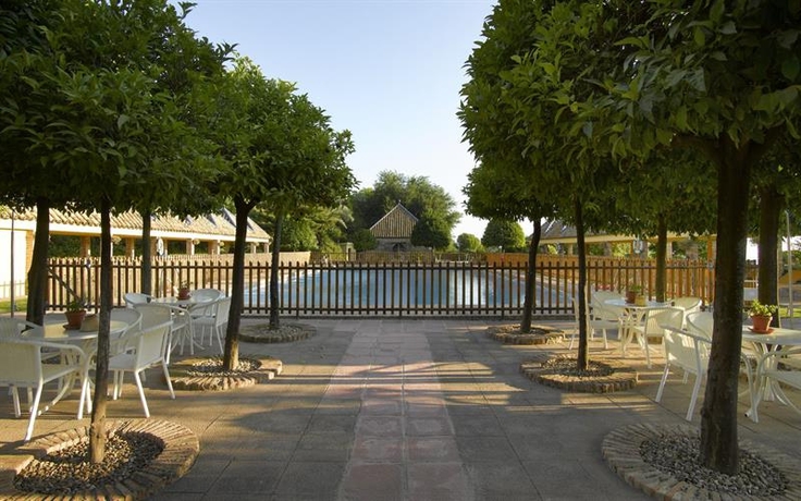 Imagen de los exteriores del Hotel Parador De Carmona. Foto 8