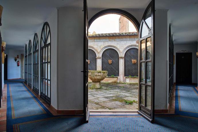 Imagen general del Hotel Parador De Ciudad Rodrigo. Foto 15