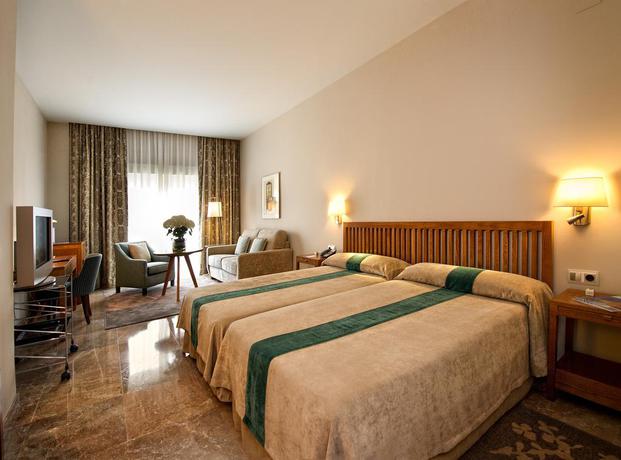 Imagen general del Hotel Parador De Córdoba. Foto 2