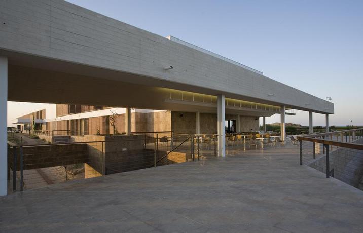 Imagen general del Hotel Parador De El Saler. Foto 11